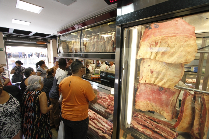 Grupo Alimentação acelerou, puxado pelo arrefecimento da deflação de carnes bovinas 
