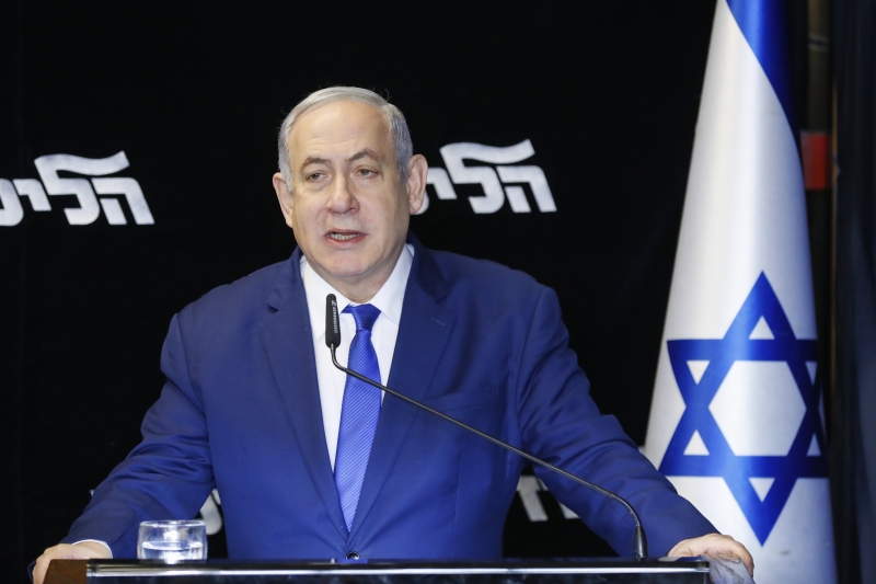 Primeiro ministro de Israel disputará eleições em março do ano que vem