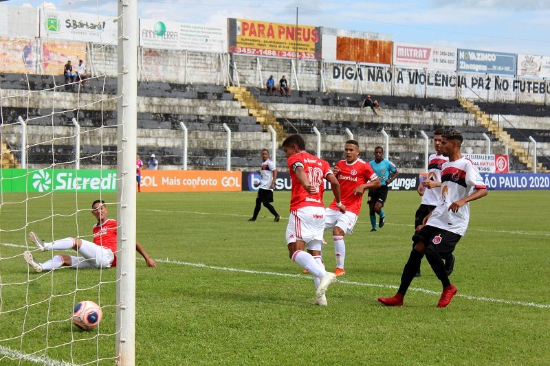 O confronto foi finalizado com vitória colorada pelo placar de 3 a 0, gols de Cesinha, Tiago Barbosa e Praxedes.