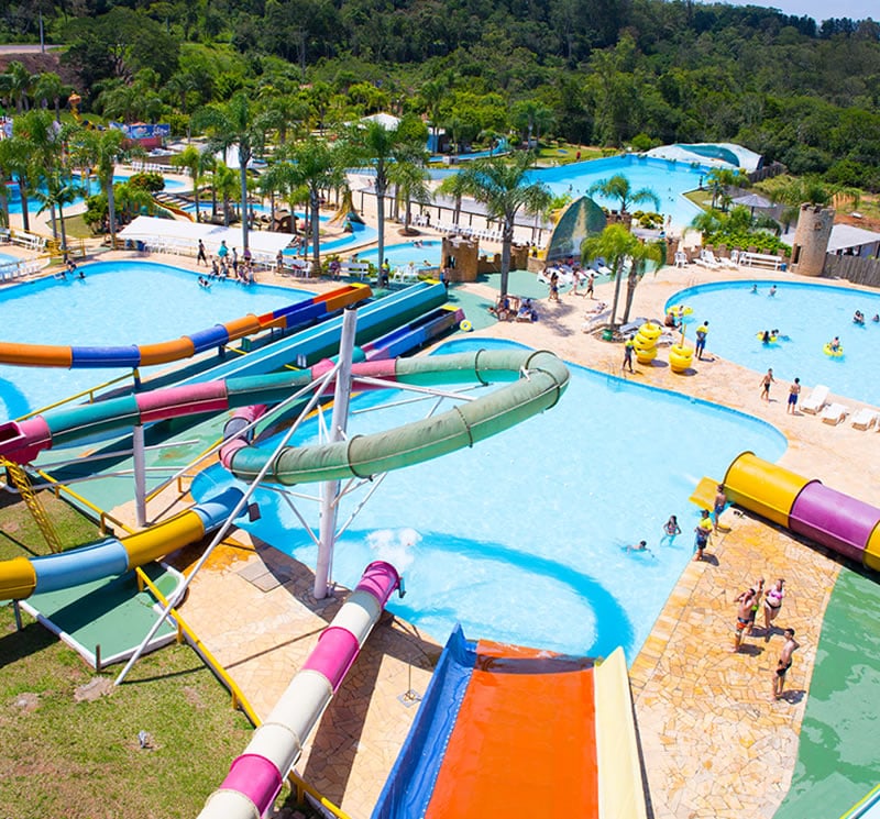 {'nm_midia_inter_thumb1':'https://www.jornaldocomercio.com/_midias/jpg/2020/01/10/206x137/1_clube_parque_das_aguas-8947806.jpg', 'id_midia_tipo':'2', 'id_tetag_galer':'', 'id_midia':'5e18ddd95f9b6', 'cd_midia':8947806, 'ds_midia_link': 'https://www.jornaldocomercio.com/_midias/jpg/2020/01/10/clube_parque_das_aguas-8947806.jpg', 'ds_midia': 'Clube Parque das &Aacute;guas em Viam&atilde;o', 'ds_midia_credi': 'CLUBE PARQUE DAS &Aacute;GUAS/REPRODU&Ccedil;&Atilde;O/JC', 'ds_midia_titlo': 'Clube Parque das &Aacute;guas em Viam&atilde;o', 'cd_tetag': '1', 'cd_midia_w': '800', 'cd_midia_h': '745', 'align': 'Left'}