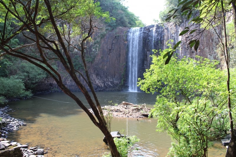 Cascata Vitória, em Maratá, tem 30 metros de queda e é um dos lugares mais requisitados