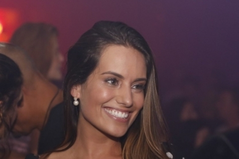 Betina Derenji na balada da Oito