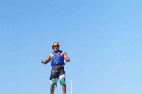 Jetblade é uma experiência radical praticada principalmente nas praias do Caribe