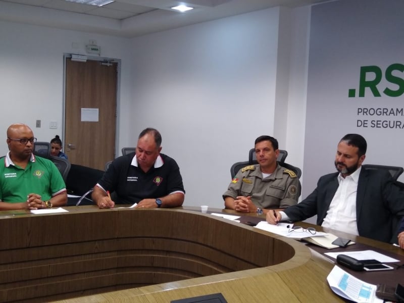 Reunião entre entidades das categorias e representante do governo trata de nova tabela de valores 