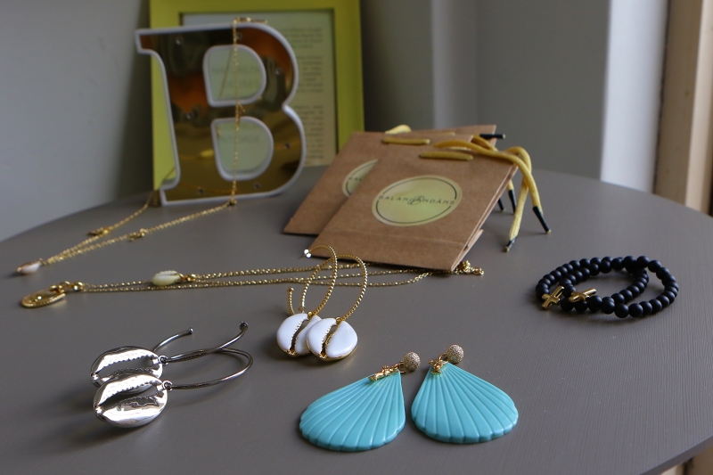 Entrevista com a  donas da marca de acess&oacute;rios femininos Balangand&atilde;ns, Let&iacute;cia de Gois . Foto: MARCO QUINTANA/JC