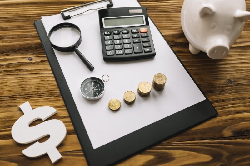 A Dívida Pública Federal passou de R$ 6,265 trilhões em agosto para R$ 6,028 trilhões em setembro