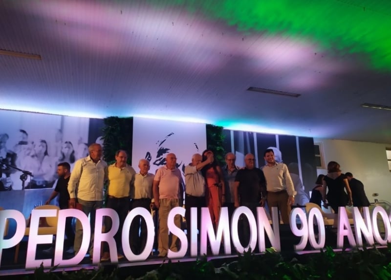Simon celebrou seu aniversário no Litoral Norte
