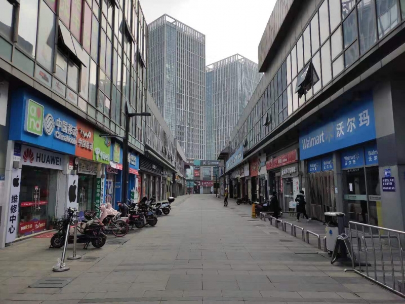 Hubei tem ruas vazias e rotina alterada com as limitações no transporte e circulação de pessoas