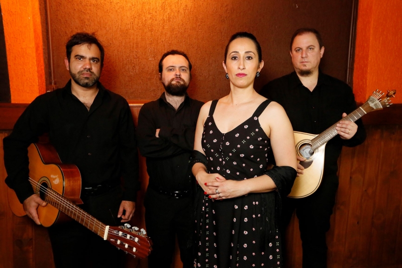 Cantora Alana Pereira e músicos Diego Costa, Maurício Montardo e Jéferson Luz fazem show on-line