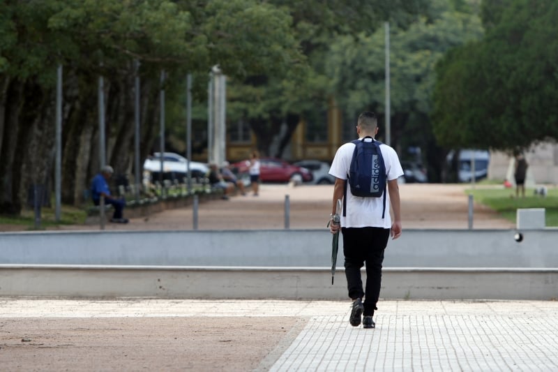 Frente fria vinda do Uruguai pode provocar chuva no Estado neste início de semana