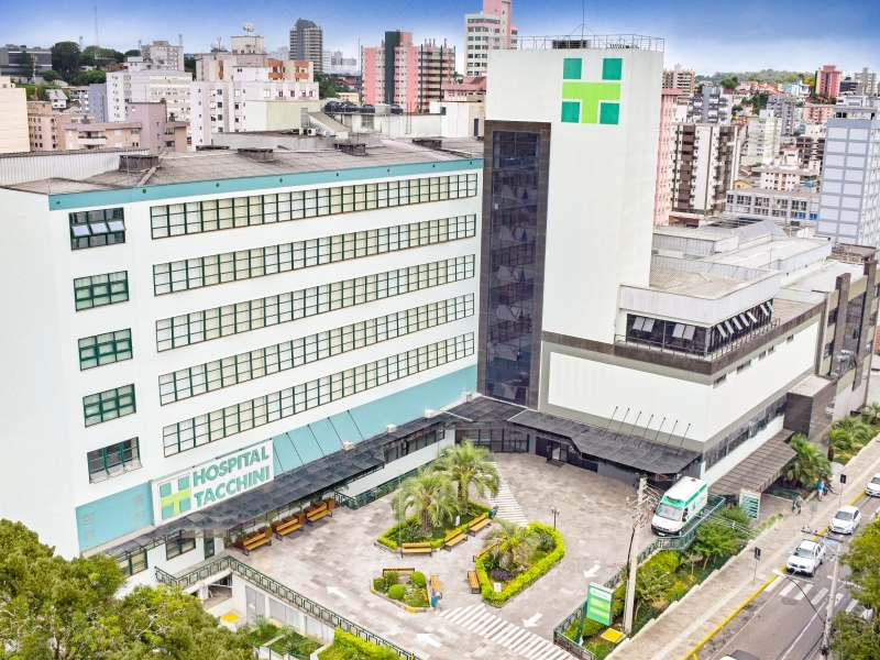 Paciente está internado em hospital de Bento Gonçalves e foi transferido para a UTI