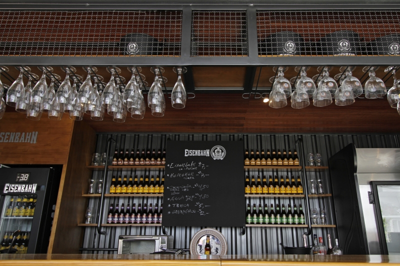 Entrevista com Max Nardon, chef do Bar FdoF. Foto: LUIZA PRADO/JC