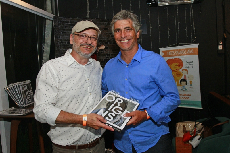 Eurico Salis e Fernando Garbarski no lançamento, no Sui Rooftop 
