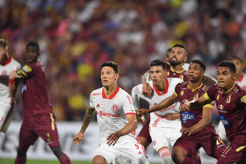 Colorado manteve o controle da partida, mas não foi eficiente em buscar a vantagem na Colômbia.