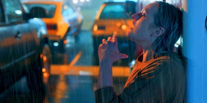 Interpretação de Elisabeth Moss, que vive a protagonista, é o principal mérito do thriller