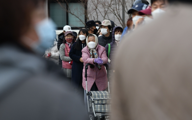 Novas infecções foram reportadas em praticamente todas as grandes cidades do país