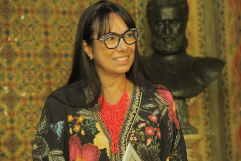 Psicanalista e escritora ministra dois cursos literários