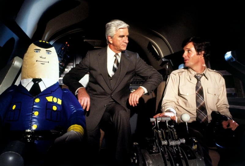 Sucesso de bilheteria em 1980, 'Apertem os cintos... O piloto sumiu!' é uma das atrações
