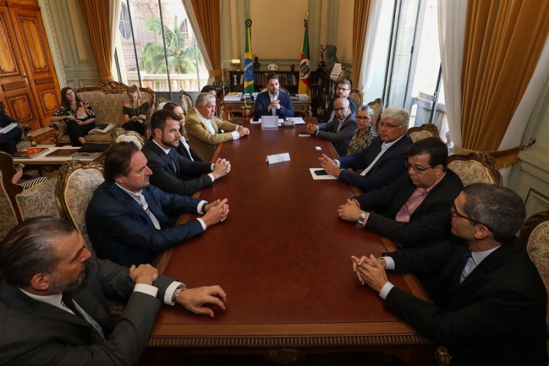 Leite se reuniu com empreendedores do Embarcadero sobre futuro do projeto no Cais Mauá