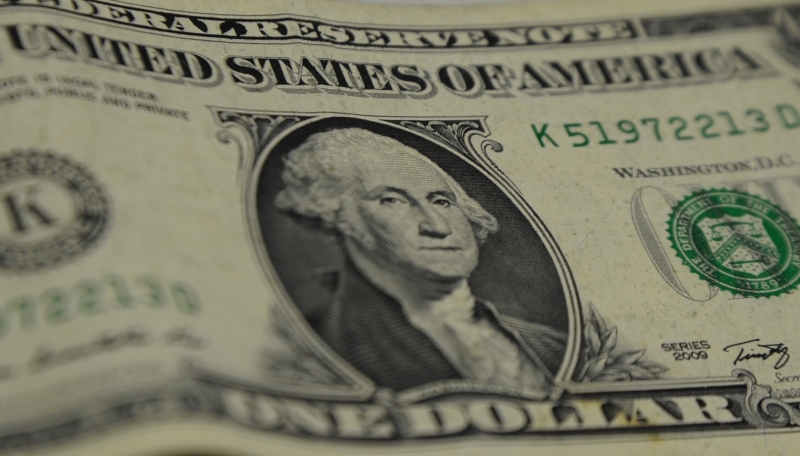 O dólar futuro para março caiu 0,82%, a R$ 5,3845