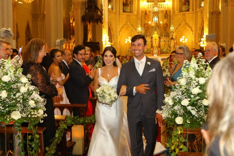 Os noivos Luiza Leal Fontanella e Luiz Otávio Cabral 