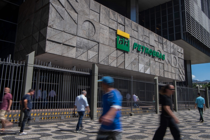 Atual conselho de administração da Petrobras será desfeito por determinação legal
