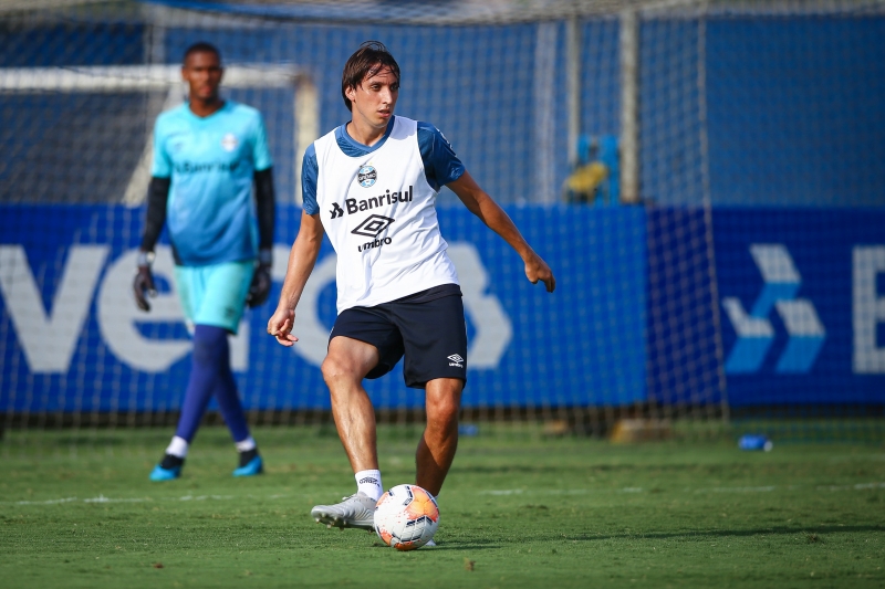 Capitão do time treinou normalmente nesta terça-feira (10) no CT Luiz Carvalho  