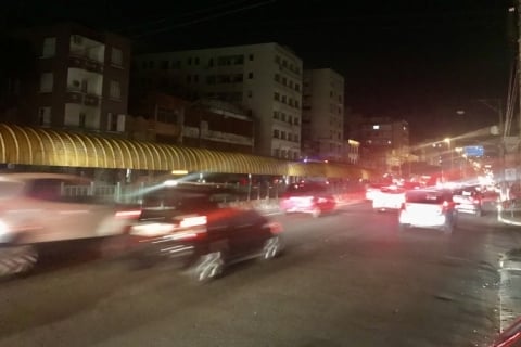 Bairro Cidade Baixa fica sem luz na noite dessa sexta