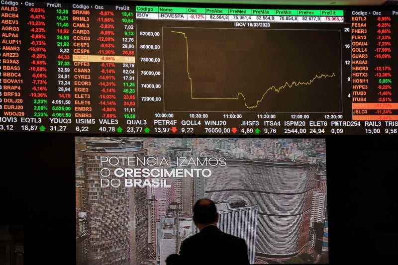 Em 2021, a Bolsa registrou um aumento de 1,5 milhão de investidores pessoa física no mercado de capitais