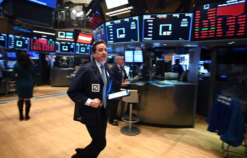 O índice Dow Jones fechou em queda de 1,69%, em 21.052,53 pontos