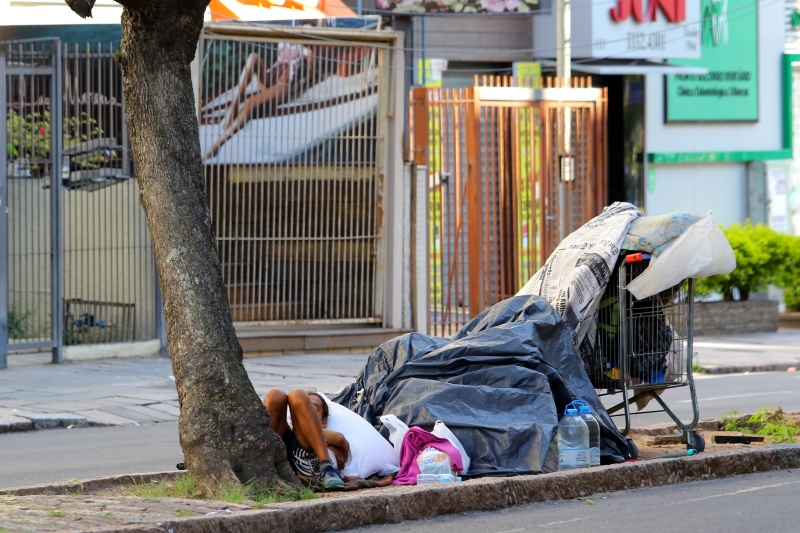 O desemprego foi citado por 40,5% das pessoas como motivo de terem sa&iacute;do de casa