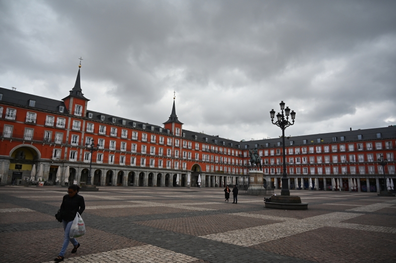 Governo espanhol adotou medidas de confinamento quase total da população