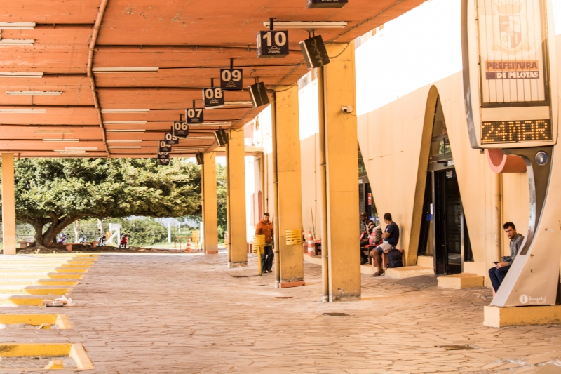 Restrição na capacidade total dos ônibus contribuiu para a retração