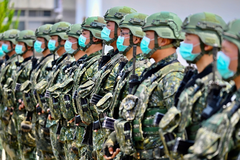 EUA promete armar fortemente militares taiwaneses contra invasão chinesa
