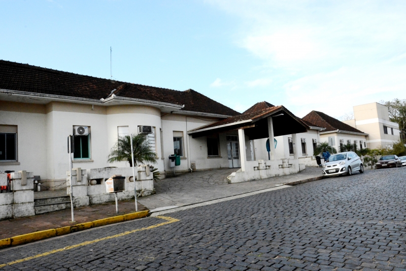 Fechado desde o dia 10 de março, instituição será gerida pela Associação Hospitalar Vila Nova por cinco anos