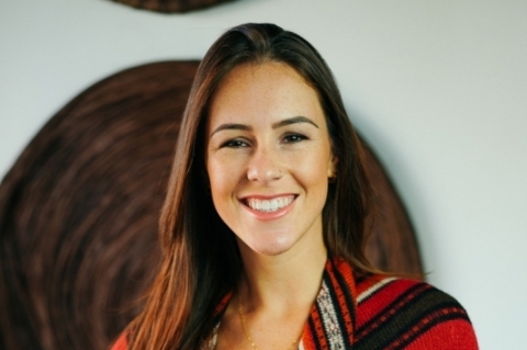  Bruna Meletti pratica a renovação 
 de energias 