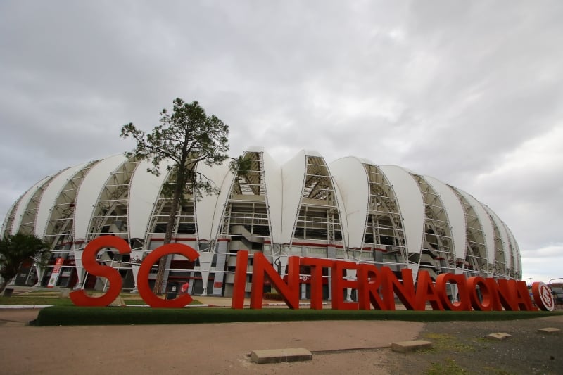 Sem jogos devido à pandemia, a receita de bilheteria gerada pelo público no Beira-Rio sumiu
