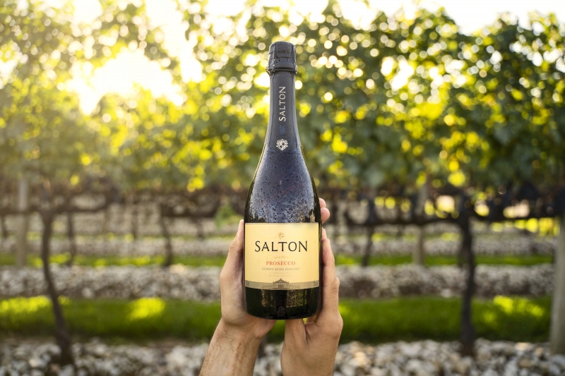 O espumante Salton Prosecco recebeu medalha de ouro e foi indicado como um dos 10 melhores do mundo 