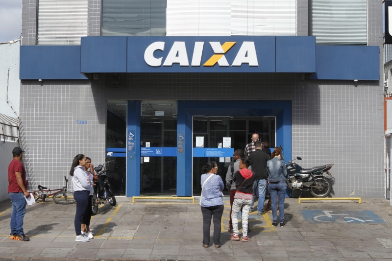 Beneficiários do Programa Bolsa Família com NIS final 1 serão os primeiros a receber