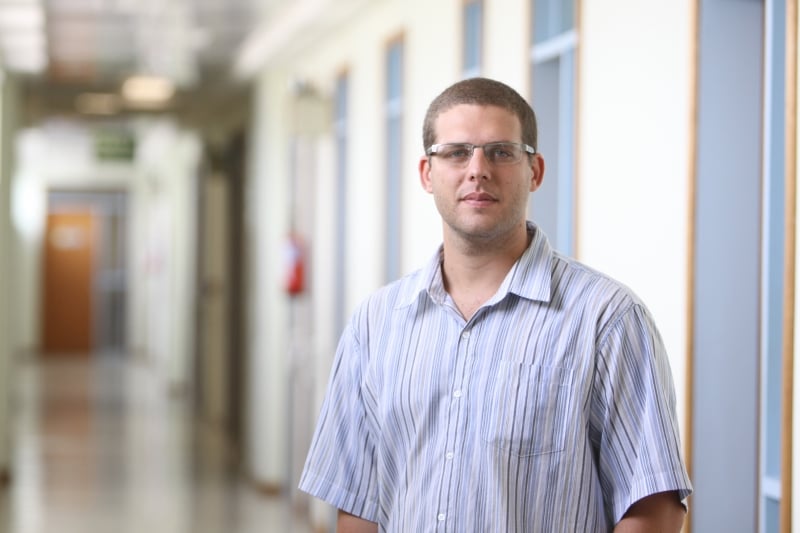 'Não existe solução rápida para o coronavírus neste momento', adverte o epidemiologista