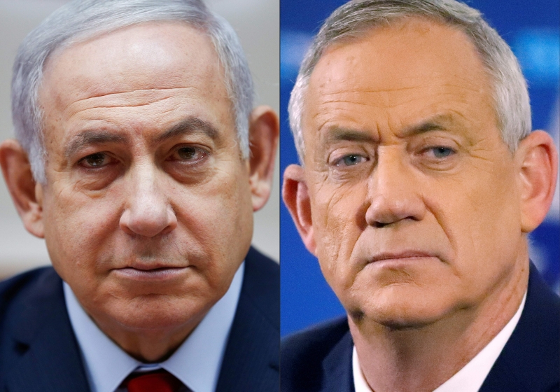 Gantz (d) diz que Netanyahu tenta descumprir o acordo pré-estabelecido para o governo de coalizão
