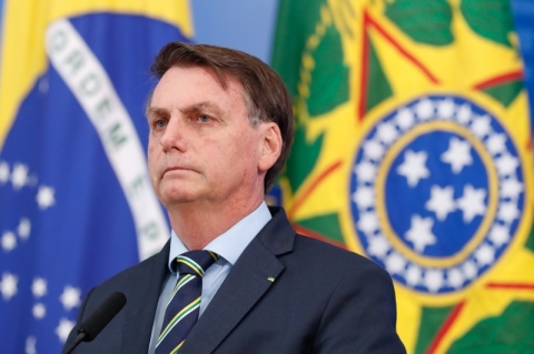 Ex-assessor pagou em dinheiro por imóvel de Bolsonaro