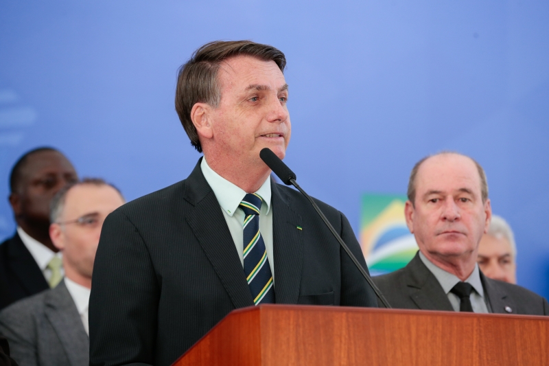 País teve 474 mortes por Covid-19 nas últimas 24h e ultrapassou a China em total de óbitos