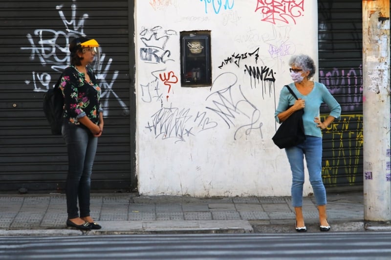 Regulamentação deve ser feita por prefeituras, segundo o governador