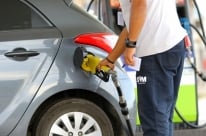 Aumento do pre�o da gasolina puxa alta na pr�via da infla��o de julho, revela IBGE