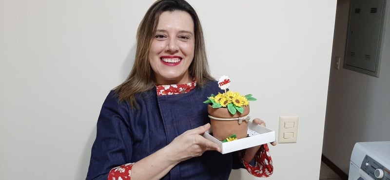 Bolo personalizados para o dia das m&atilde;es s&atilde;o pedida para no D&eacute;bora Todeschini Ateli&ecirc; de Bolos Foto: D&eacute;bora Todeschini/Arquivo Pessoal/JC