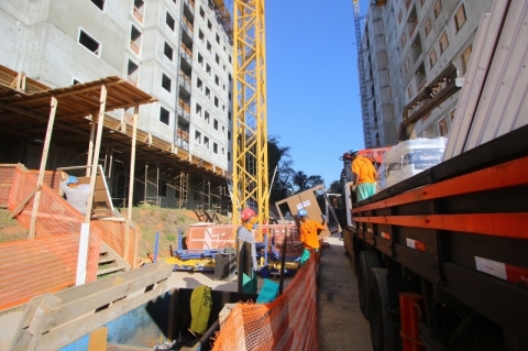 Constru��o civil de Porto Alegre vai voltar �s atividades a partir de segunda