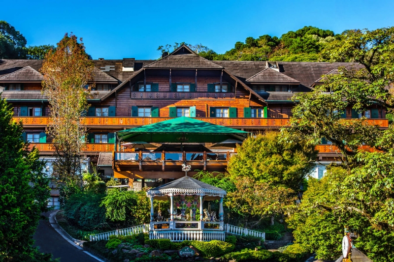 O hotel Casa da Montanha, em Gramado, começa a operar nesta sexta-feira (15)