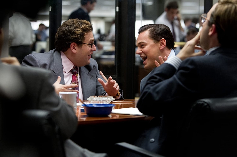 ohan Hill e Leonardo DiCaprio formam uma dupla de corretores corruptos em O Lobo de Wall Street