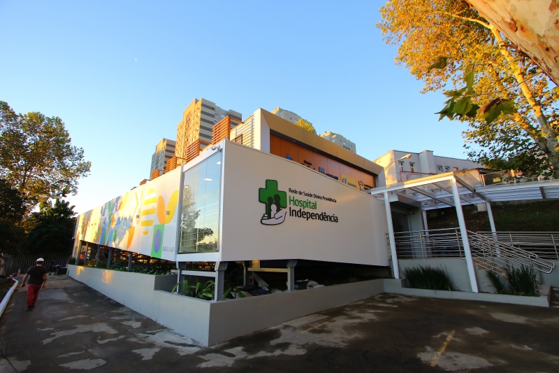 Rede administra o Hospital Independência e diz que não há base científica para uso remédios